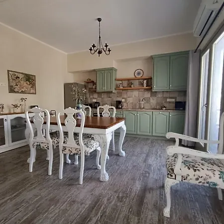 Appartement House On Village The Heart Of Naxos Filótion